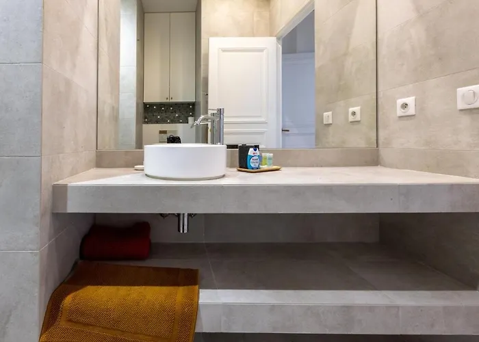 Spacious 150sqm Luxury In Center Lejlighed *