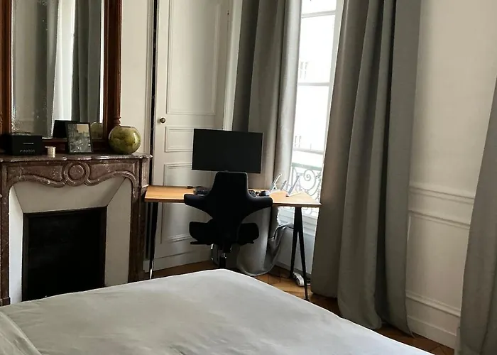 Lejlighed Spacious 150sqm Luxury In Center