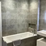 Spacious 150sqm Luxury In Center