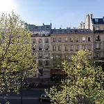 Spacious 150sqm Luxury In Center *