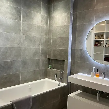 Spacious 150sqm Luxury In Center Apartamento Paris