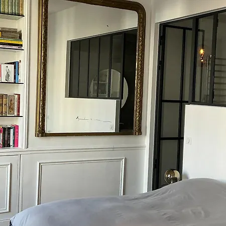 Spacious 150sqm Luxury In Center Paris