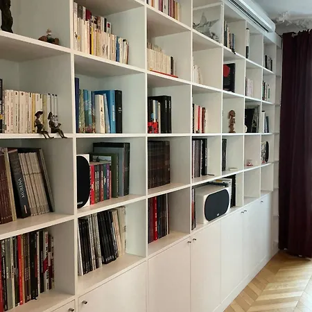 Spacious 150sqm Luxury In Center