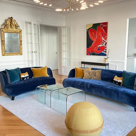 Spacious 150sqm Luxury In Center